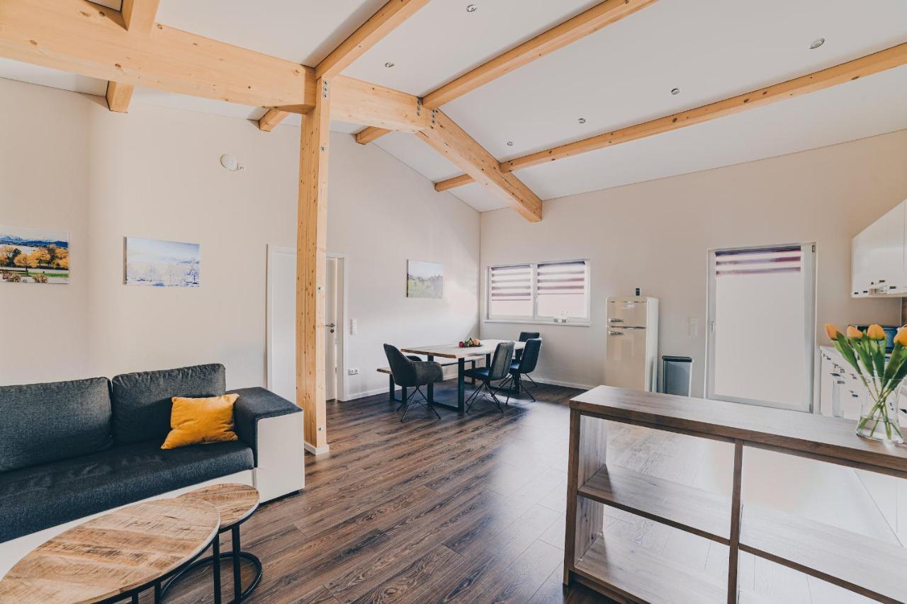 Grosse Ferienwohnung Mit Balkon Und Perfekter Lage Eggenthal 외부 사진